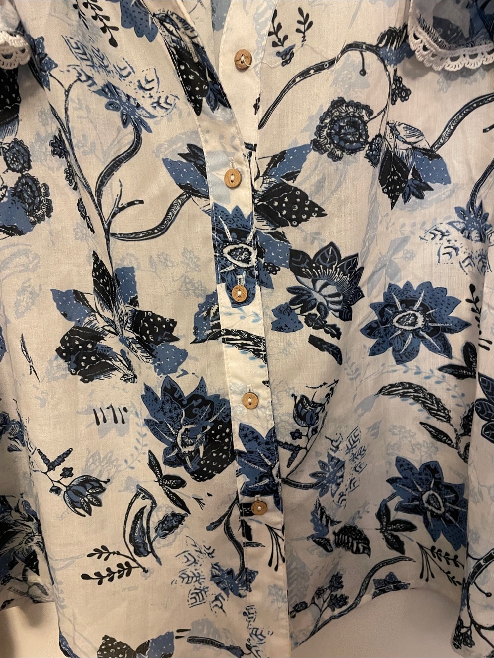 Blue Floral Button-Front Ruffle Blouse - Picture 5 of 7